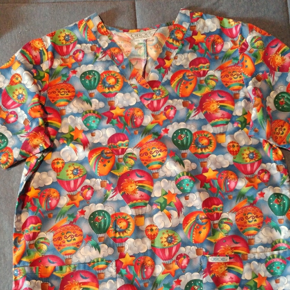 cherokee scrub top